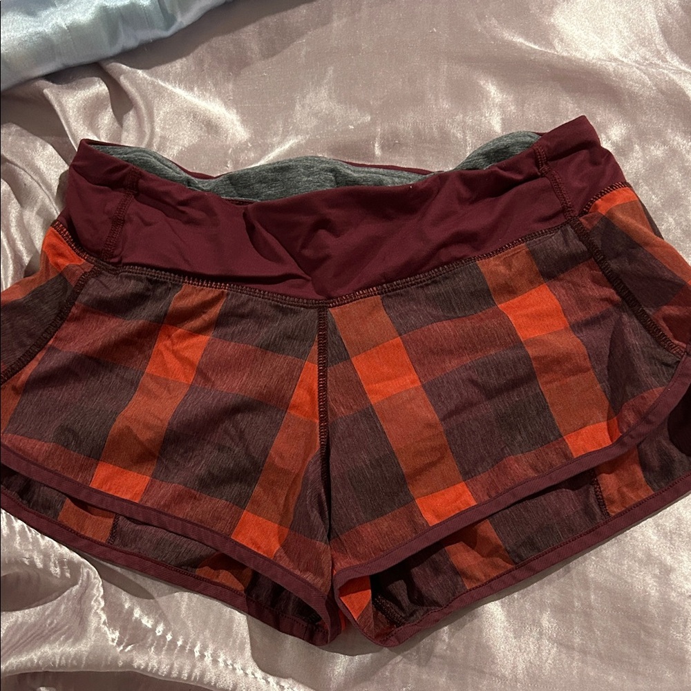 lululemon speed up Shorts in Red and Black
